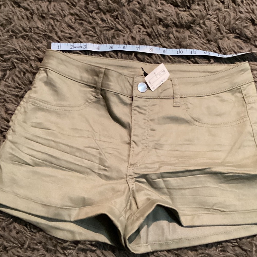 Divided High Waist Khaki Women's Shorts
